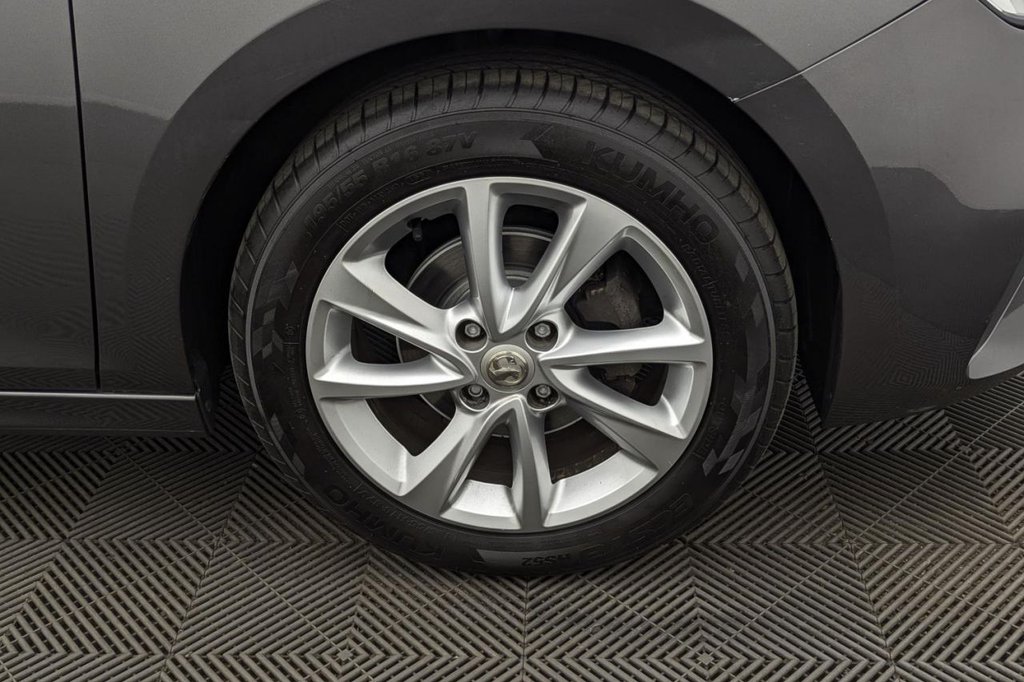 USED 2020 70 VAUXHALL CORSA 1.2 SE Nav Hatchback 5dr Petrol Manual Euro 6 (75 ps) Sat Nav, Car Play, Air Con