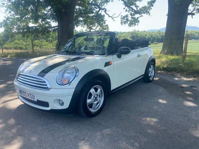 View our MINI CONVERTIBLE