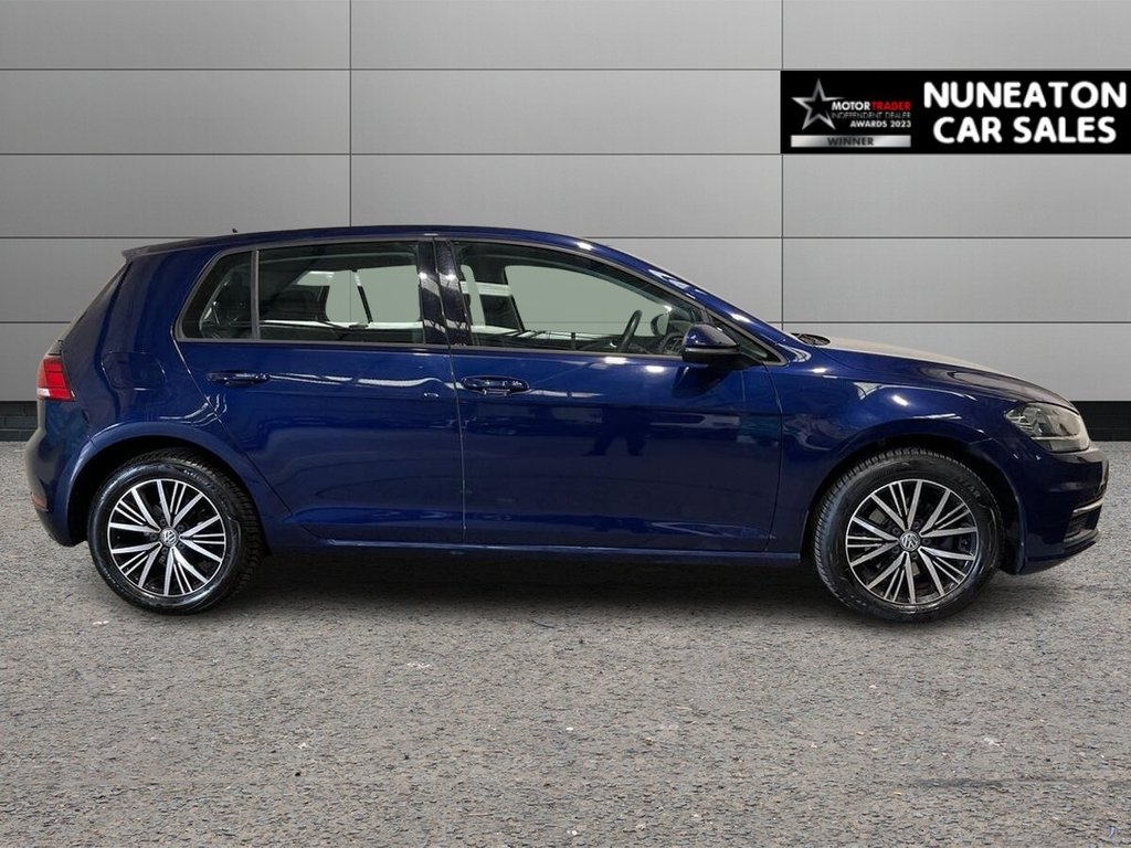 USED 2017 67 VOLKSWAGEN GOLF 1.4 TSI BlueMotion Tech SE Nav Hatchback 5dr Petrol Manual Euro 6 (s/s) (125 ps) APPLE CAR PLAY AND ANDROID AUTO