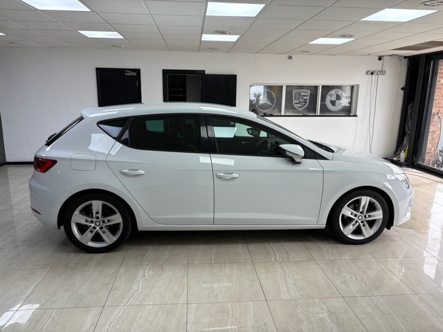 View our SEAT LEON