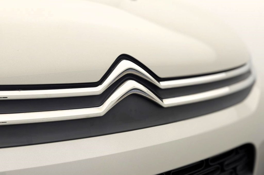 USED 2020 20 CITROEN C3 1.2 PureTech Flair Plus Hatchback 5dr Petrol EAT6 Euro 6 (s/s) (110 ps) Car Play, 16" Alloys, Camera
