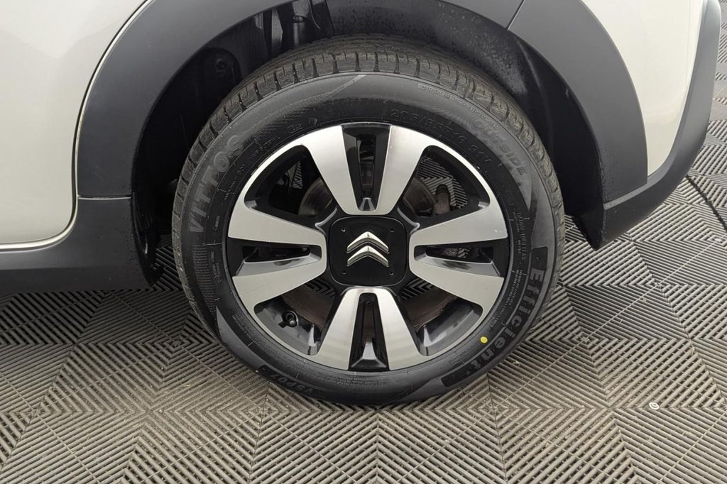 USED 2020 20 CITROEN C3 1.2 PureTech Flair Plus Hatchback 5dr Petrol EAT6 Euro 6 (s/s) (110 ps) Car Play, 16" Alloys, Camera