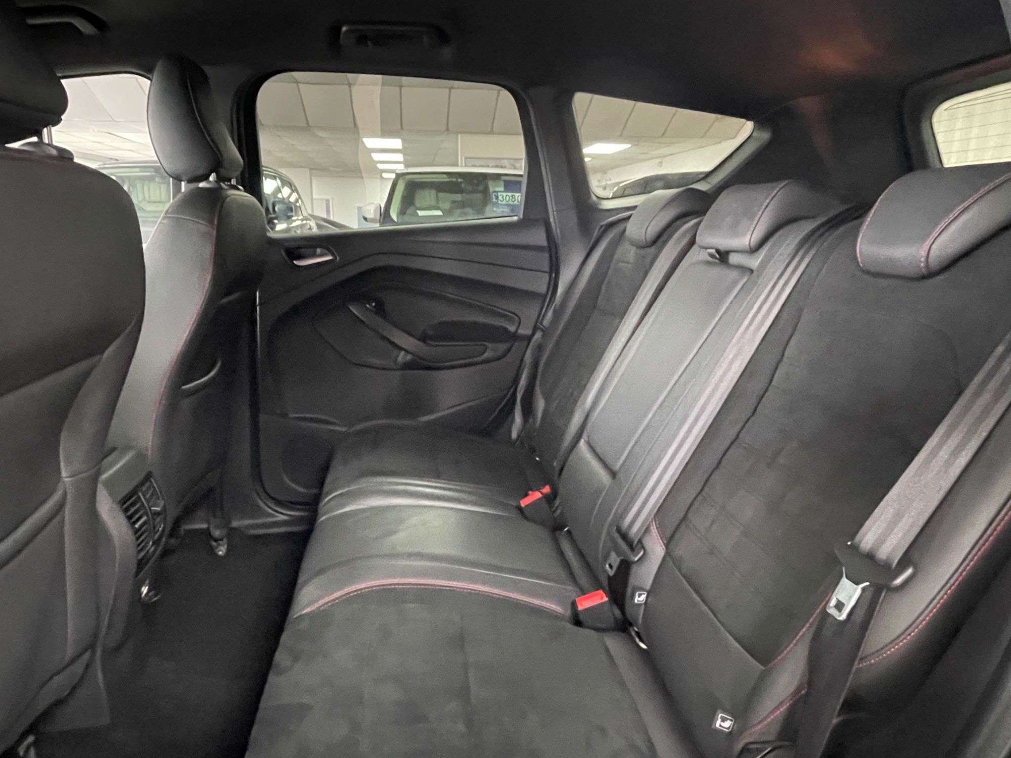 USED 2019 19 FORD KUGA 2.0 TDCi EcoBlue ST-Line SUV 5dr Diesel Manual Euro 6 (s/s) (150 ps) 