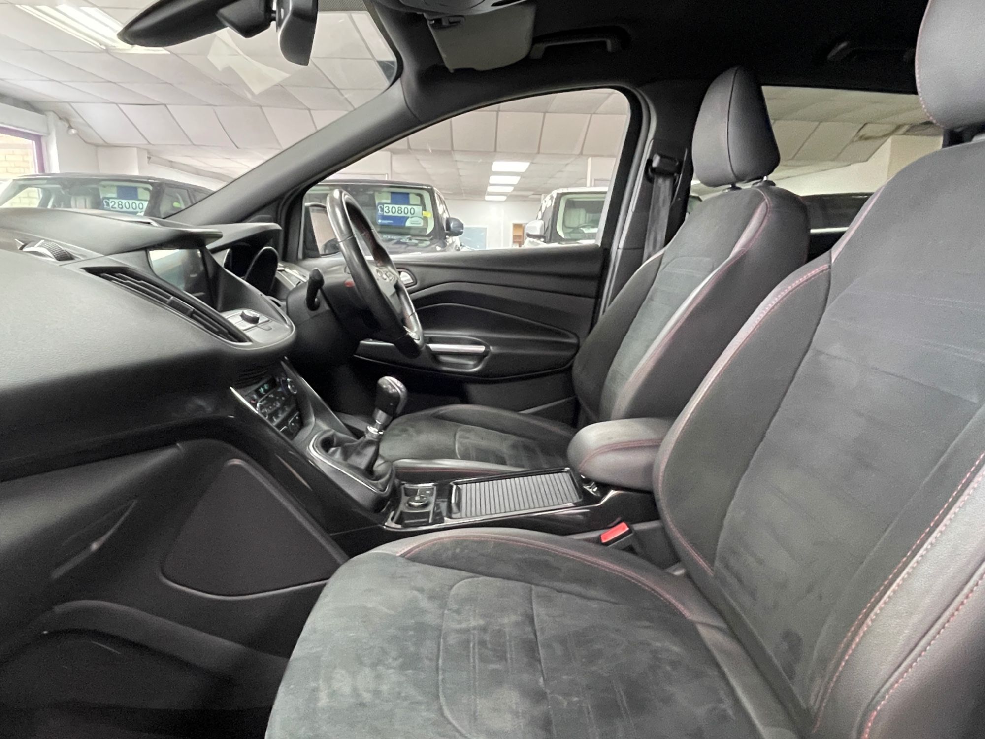 USED 2019 19 FORD KUGA 2.0 TDCi EcoBlue ST-Line SUV 5dr Diesel Manual Euro 6 (s/s) (150 ps) 