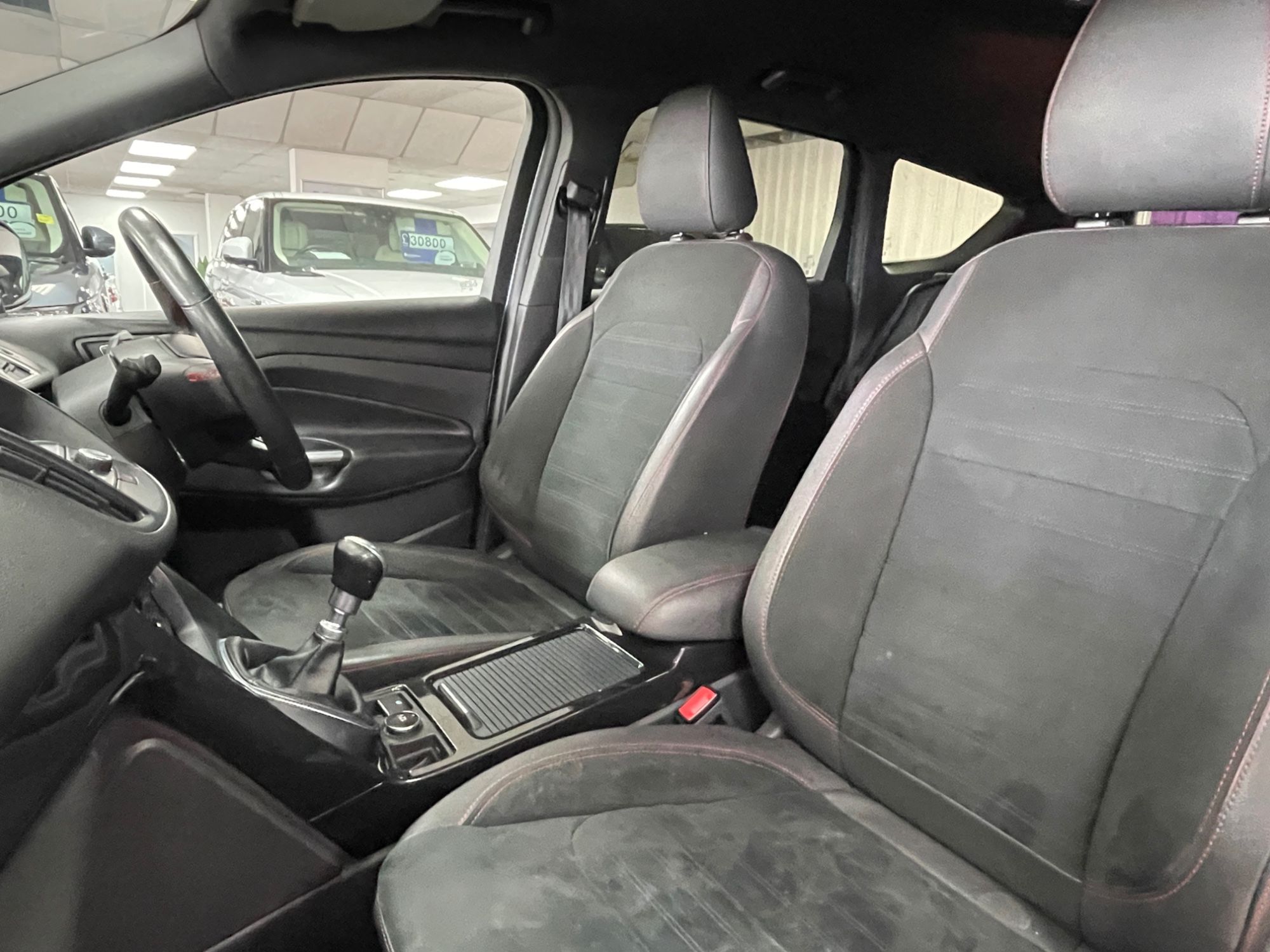USED 2019 19 FORD KUGA 2.0 TDCi EcoBlue ST-Line SUV 5dr Diesel Manual Euro 6 (s/s) (150 ps) 