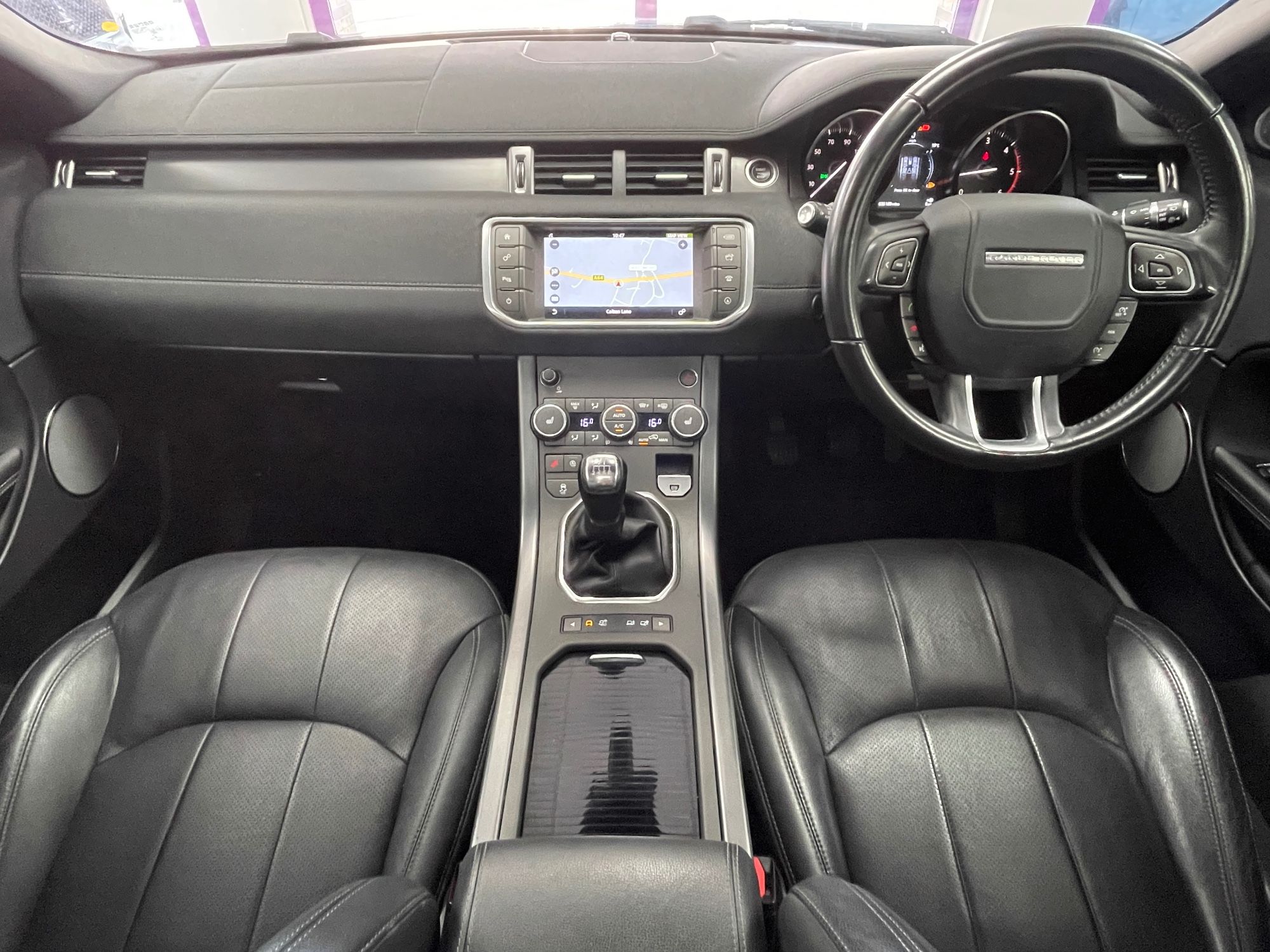 USED 2018 68 LAND ROVER RANGE ROVER EVOQUE 2.0 TD4 Landmark SUV 5dr Diesel Manual 4WD Euro 6 (s/s) (180 ps) 