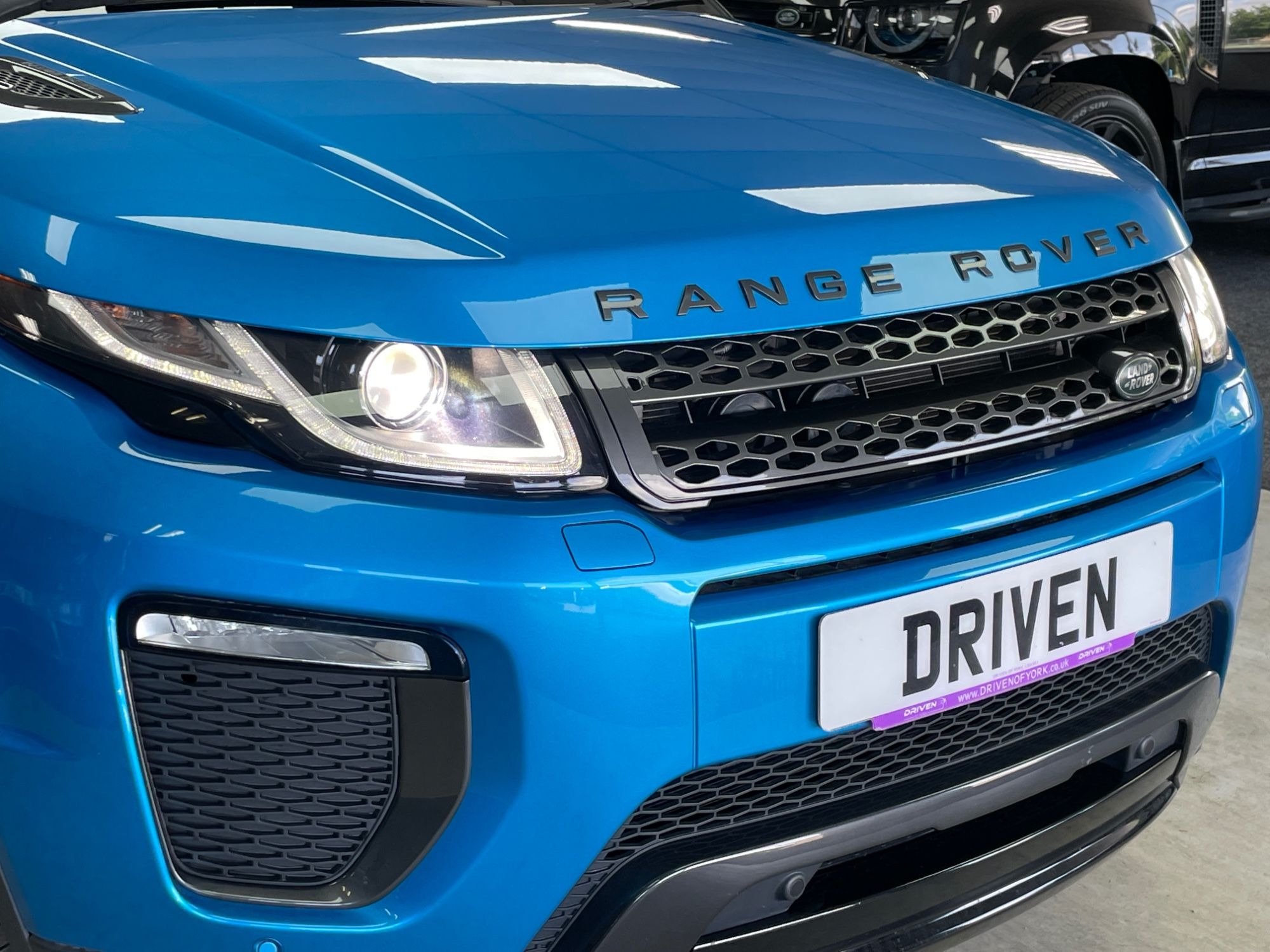 USED 2018 68 LAND ROVER RANGE ROVER EVOQUE 2.0 TD4 Landmark SUV 5dr Diesel Manual 4WD Euro 6 (s/s) (180 ps) 
