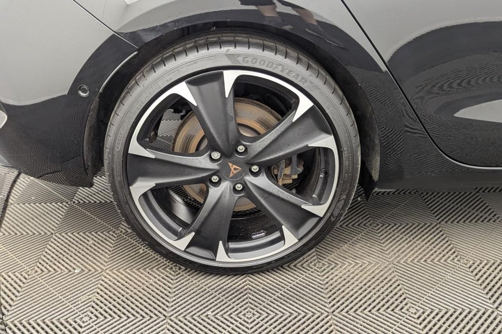 USED 2023 73 CUPRA LEON 1.4 eHybrid 12.8kWh VZ2 Hatchback 5dr Petrol Plug-in Hybrid DSG Euro 6 (s/s) (245 ps) Car Play, Keyless, Rear Camera