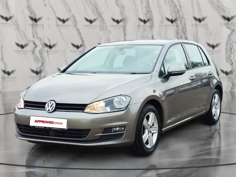 2015 Volkswagen Golf in grey — photo 4 of 29