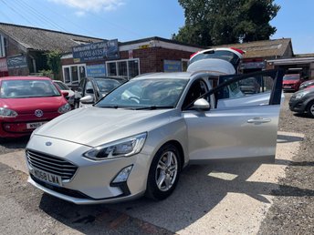 View our FORD FOCUS