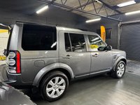 USED 2015 15 LAND ROVER DISCOVERY 4 3.0 SD V6 SE Tech SUV 5dr Diesel Auto 4WD Euro 5 (s/s) (255 bhp) 2015 LANDROVER DISCOVERY 4 SE TECH 3.0 SDV6 - CORRIS GREY - ONE OWNER FROM NEW - 8 SERVICES TO 102K - FULL LEATHER - SAT NAV - MERIDIEN SPEAKERS - REVERSE CAMERA - DETACHABLE TOWBAR