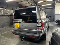 USED 2015 15 LAND ROVER DISCOVERY 4 3.0 SD V6 SE Tech SUV 5dr Diesel Auto 4WD Euro 5 (s/s) (255 bhp) 2015 LANDROVER DISCOVERY 4 SE TECH 3.0 SDV6 - CORRIS GREY - ONE OWNER FROM NEW - 8 SERVICES TO 102K - FULL LEATHER - SAT NAV - MERIDIEN SPEAKERS - REVERSE CAMERA - DETACHABLE TOWBAR