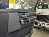 USED 2015 15 LAND ROVER DISCOVERY 4 3.0 SD V6 SE Tech SUV 5dr Diesel Auto 4WD Euro 5 (s/s) (255 bhp) 2015 LANDROVER DISCOVERY 4 SE TECH 3.0 SDV6 - CORRIS GREY - ONE OWNER FROM NEW - 8 SERVICES TO 102K - FULL LEATHER - SAT NAV - MERIDIEN SPEAKERS - REVERSE CAMERA - DETACHABLE TOWBAR