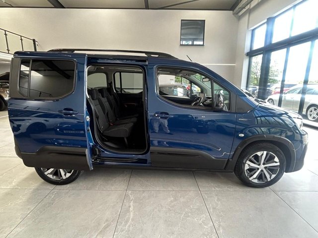 View our PEUGEOT RIFTER