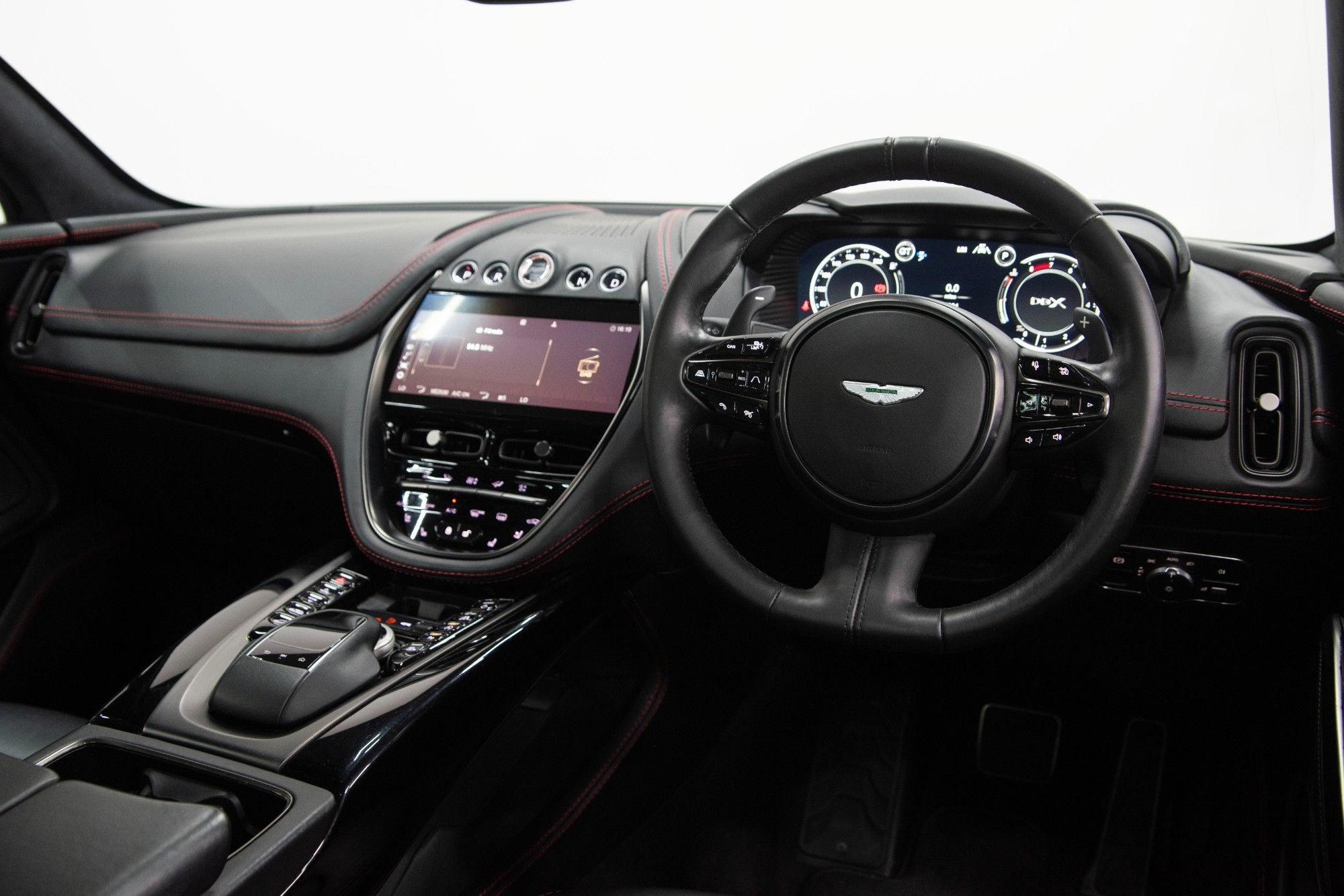USED 2020 L ASTON MARTIN DBX 4.0 V8 SUV 5dr Petrol Auto 4WD Euro 6 (s/s) (550 ps) 