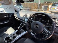 USED 2018 68 RENAULT KADJAR 1.3 TCe Signature S Nav SUV 5dr Petrol Manual Euro 6 (s/s) (140 ps) FULL SERVICE HISTORY