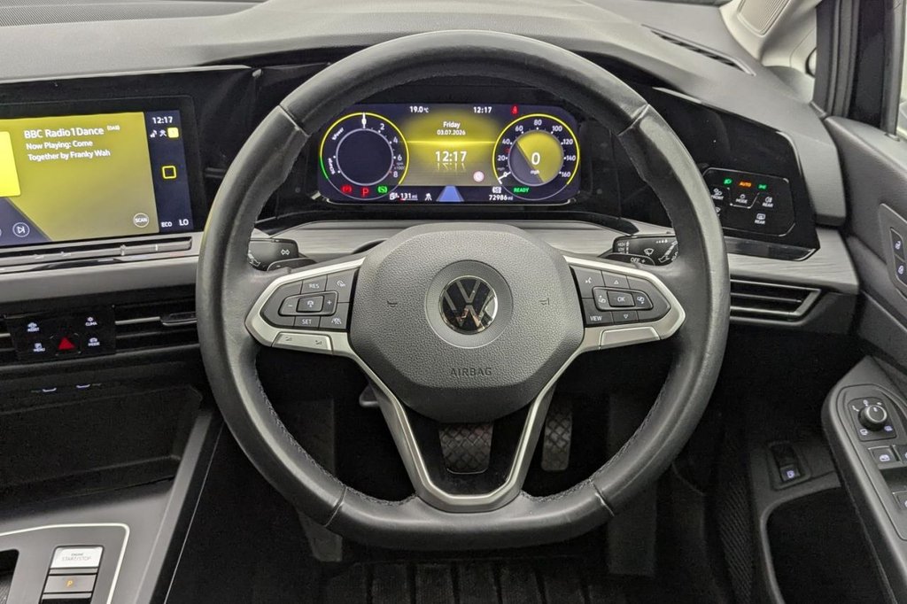 USED 2021 71 VOLKSWAGEN GOLF 1.4 TSI 13kWh Style Hatchback 5dr Petrol Plug-in Hybrid DSG Euro 6 (s/s) (204 ps) Car Play, Sat Nav, Cruise
