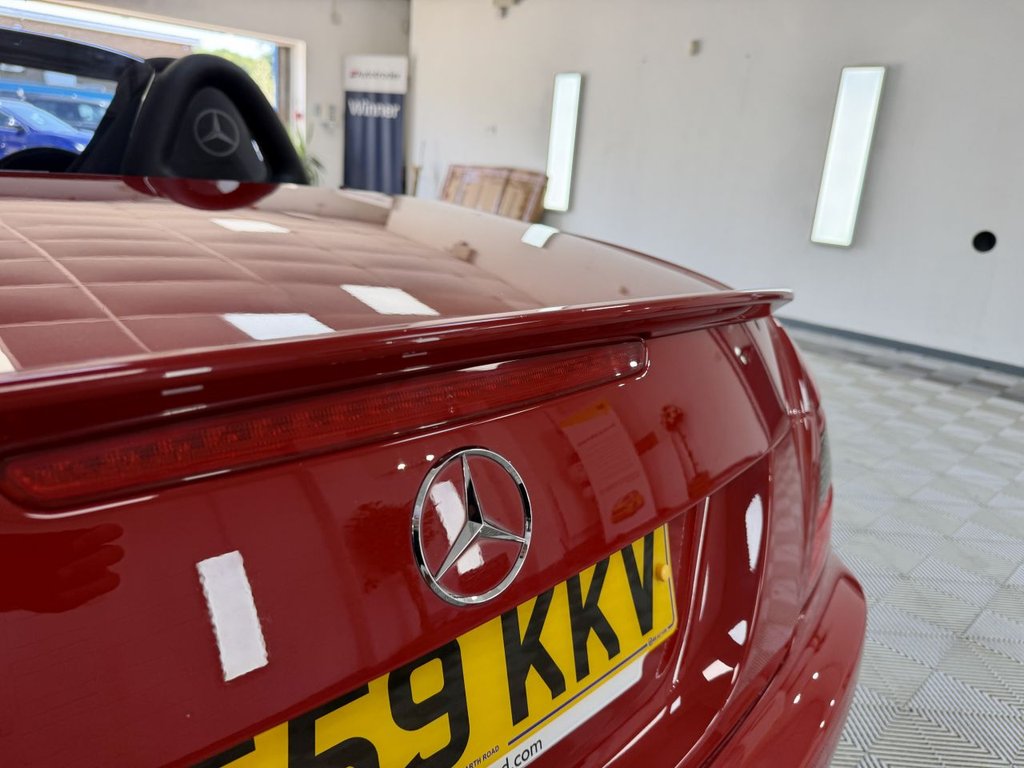 USED 2009 59 MERCEDES-BENZ SLK 1.8 SLK200K Convertible 2dr Petrol Tiptronic Euro 4 (184 ps) 
