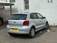 USED 2011 11 VOLKSWAGEN POLO 1.2 Moda Hatchback 5dr Petrol Manual Euro 5 (60 ps) THIS FANTASTIC CAR WONT BE HERE LONG WITH FULL SERVICE HISTORY,2 KEYS AND MUCH MORE..
