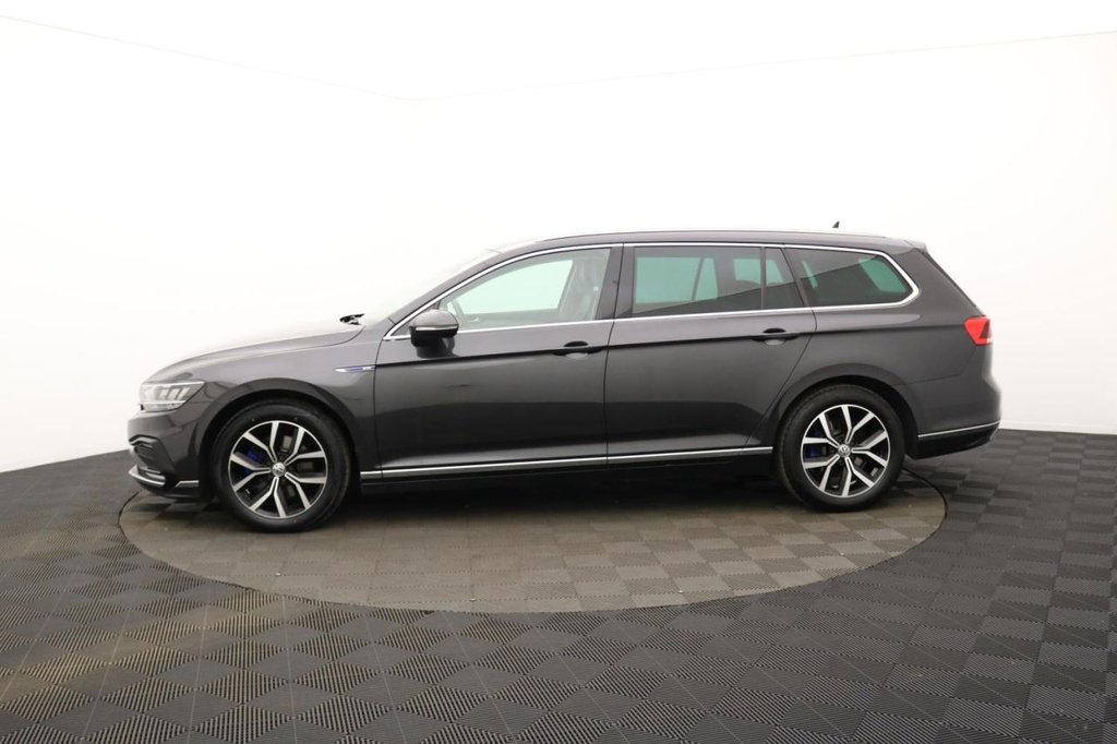 USED 2020 20 VOLKSWAGEN PASSAT 1.4 TSI 13kWh GTE Estate 5dr Petrol Plug-in Hybrid DSG Euro 6 (s/s) (218 ps) Car Play, Sensors, Sat Nav
