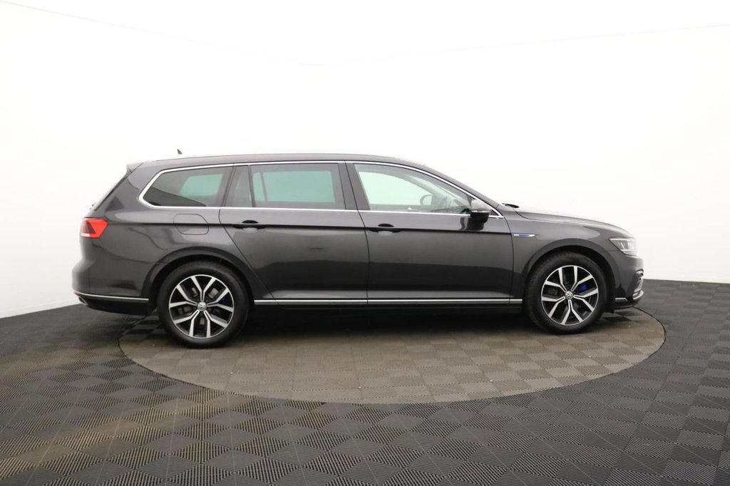 USED 2020 20 VOLKSWAGEN PASSAT 1.4 TSI 13kWh GTE Estate 5dr Petrol Plug-in Hybrid DSG Euro 6 (s/s) (218 ps) Car Play, Sensors, Sat Nav