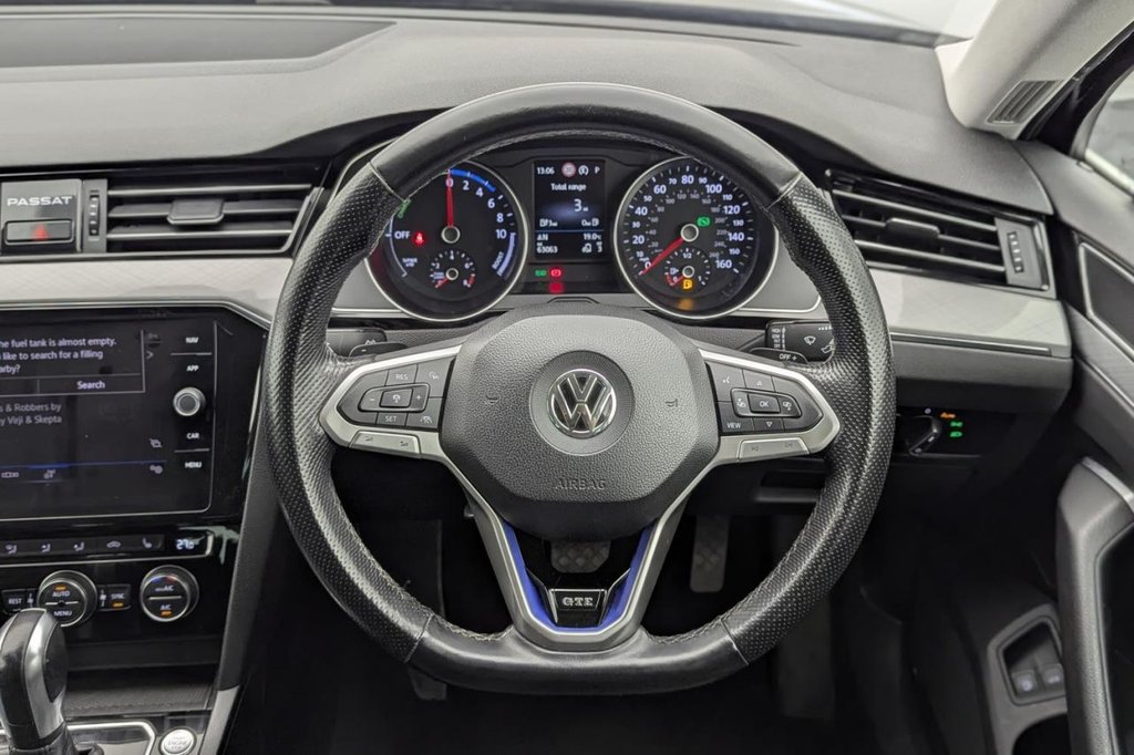 USED 2020 20 VOLKSWAGEN PASSAT 1.4 TSI 13kWh GTE Estate 5dr Petrol Plug-in Hybrid DSG Euro 6 (s/s) (218 ps) Car Play, Sensors, Sat Nav