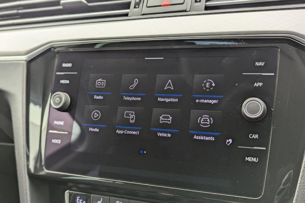 USED 2020 20 VOLKSWAGEN PASSAT 1.4 TSI 13kWh GTE Estate 5dr Petrol Plug-in Hybrid DSG Euro 6 (s/s) (218 ps) Car Play, Sensors, Sat Nav
