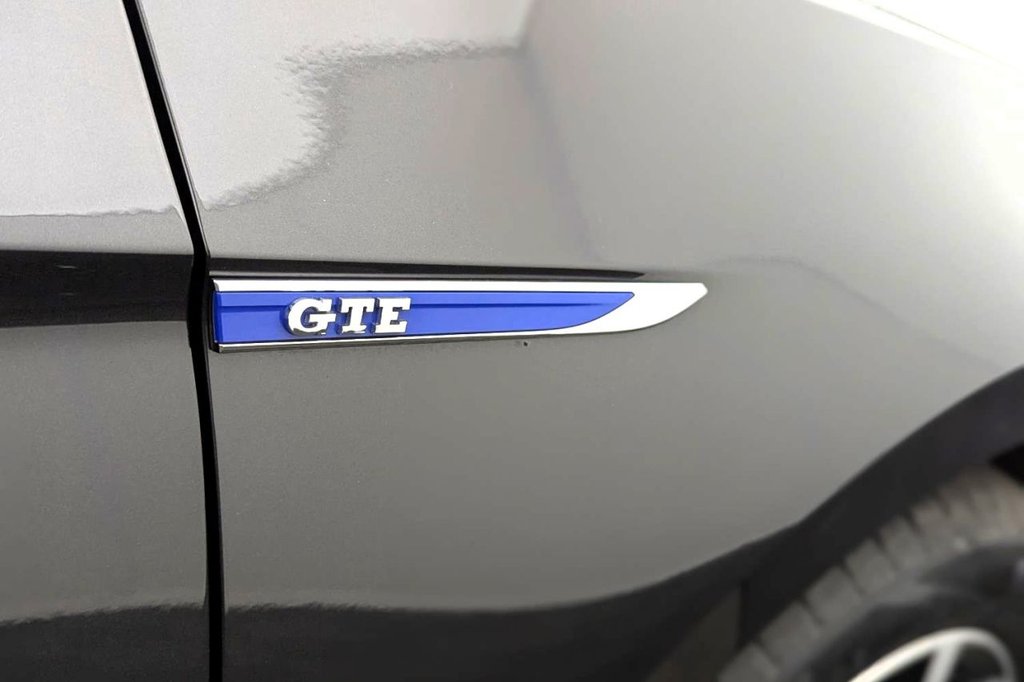 USED 2020 20 VOLKSWAGEN PASSAT 1.4 TSI 13kWh GTE Estate 5dr Petrol Plug-in Hybrid DSG Euro 6 (s/s) (218 ps) Car Play, Sensors, Sat Nav