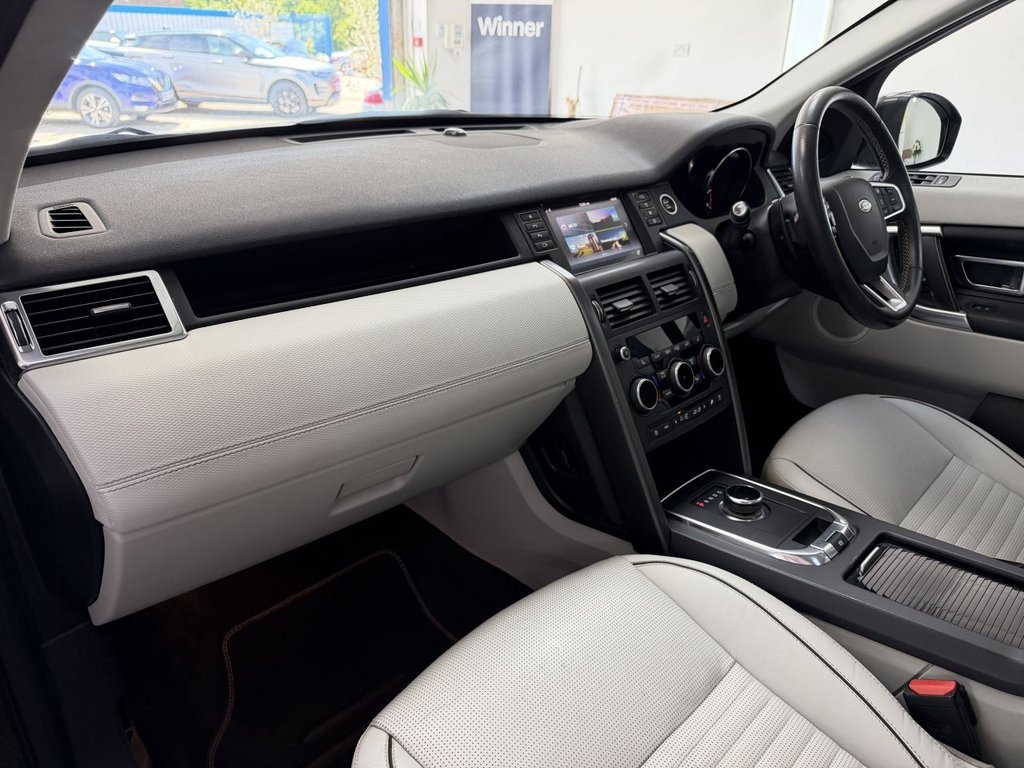USED 2019 19 LAND ROVER DISCOVERY SPORT 2.0 TD4 HSE Luxury SUV 5dr Diesel Auto 4WD Euro 6 (s/s) (180 ps) 