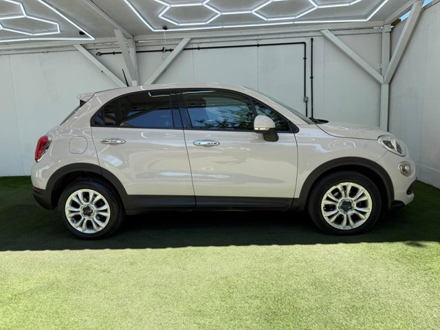View our FIAT 500X