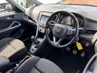 USED 2017 17 VAUXHALL ZAFIRA TOURER 1.4i Turbo SRi Euro 6 5dr S/history, cruise,P/sensors