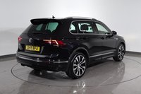 USED 2019 19 VOLKSWAGEN TIGUAN 2.0 TDI R-Line Tech SUV 5dr Diesel DSG Euro 6 (s/s) (150 ps) 5 DOCUMENTED SERVICES I GREAT SPEC