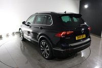 USED 2019 19 VOLKSWAGEN TIGUAN 2.0 TDI R-Line Tech SUV 5dr Diesel DSG Euro 6 (s/s) (150 ps) 5 DOCUMENTED SERVICES I GREAT SPEC