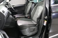 USED 2019 19 VOLKSWAGEN TIGUAN 2.0 TDI R-Line Tech SUV 5dr Diesel DSG Euro 6 (s/s) (150 ps) 5 DOCUMENTED SERVICES I GREAT SPEC