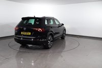USED 2019 19 VOLKSWAGEN TIGUAN 2.0 TDI R-Line Tech SUV 5dr Diesel DSG Euro 6 (s/s) (150 ps) 5 DOCUMENTED SERVICES I GREAT SPEC