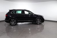 USED 2019 19 VOLKSWAGEN TIGUAN 2.0 TDI R-Line Tech SUV 5dr Diesel DSG Euro 6 (s/s) (150 ps) 5 DOCUMENTED SERVICES I GREAT SPEC