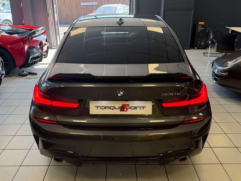 USED 2020 20 BMW 3 SERIES 2.0 330e M Sport Auto 4dr FSH + M PERF KIT + 2 KEYS