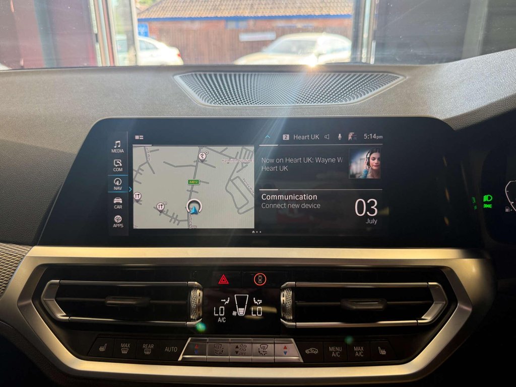 USED 2020 20 BMW 3 SERIES 2.0 330e M Sport Auto 4dr FSH + M PERF KIT + 2 KEYS