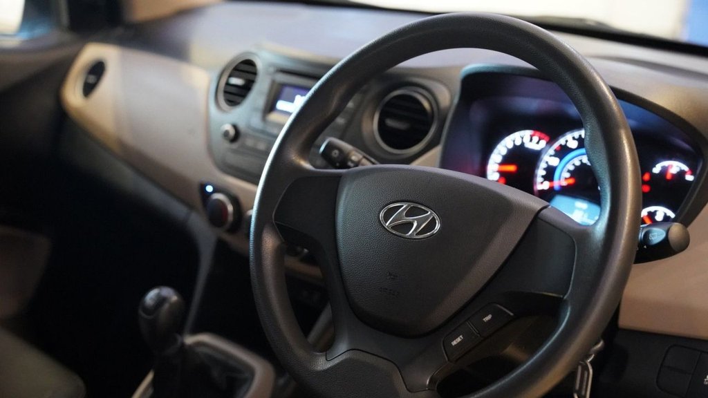 View our HYUNDAI I10