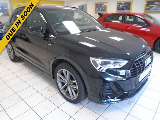 View our AUDI Q3