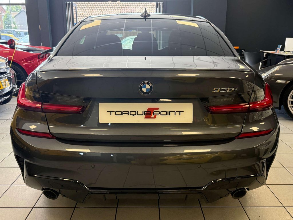 USED 2021 21 BMW 3 SERIES 2.0 330i M Sport Auto 4dr FSH + M SPORT PRO + 2 KEYS
