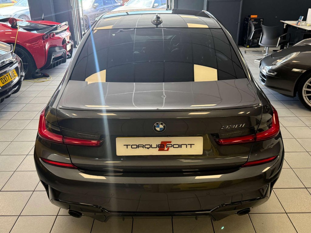 USED 2021 21 BMW 3 SERIES 2.0 330i M Sport Auto 4dr FSH + M SPORT PRO + 2 KEYS
