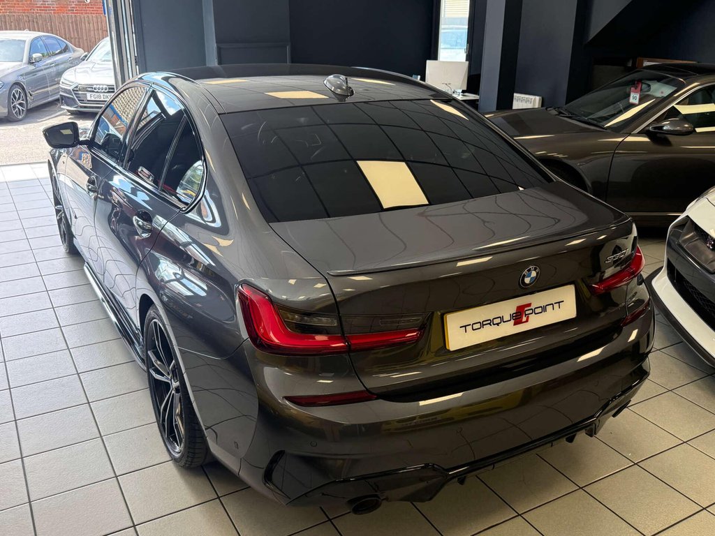 USED 2021 21 BMW 3 SERIES 2.0 330i M Sport Auto 4dr FSH + M SPORT PRO + 2 KEYS