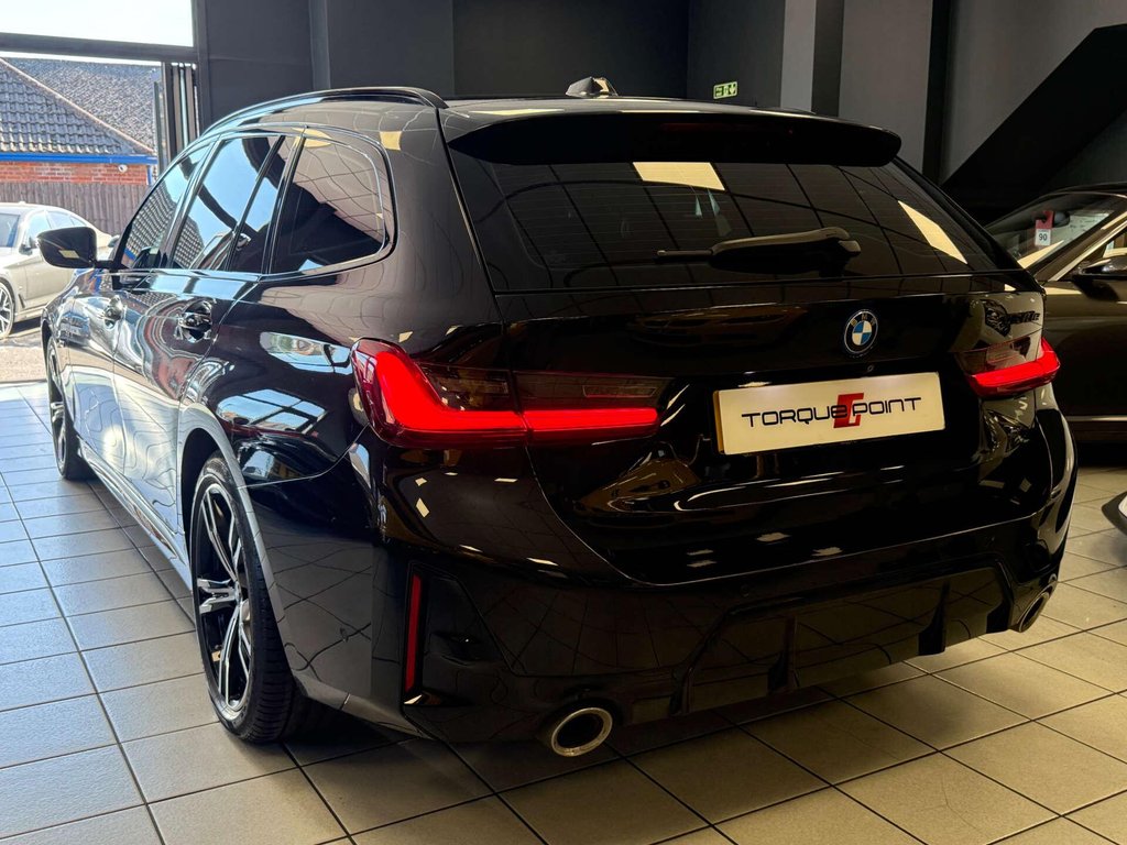 USED 2022 72 BMW 3 SERIES 2.0 330e M Sport Auto 5dr FDSH + M SPORT + 2 KEYS