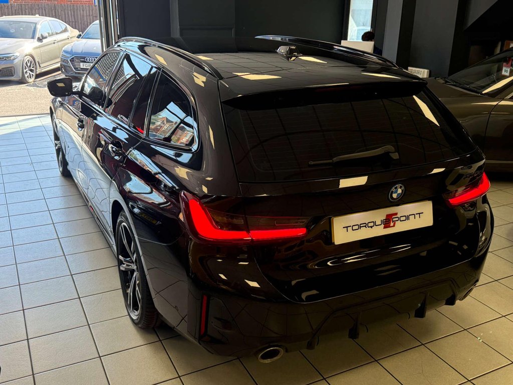 USED 2022 72 BMW 3 SERIES 2.0 330e M Sport Auto 5dr FDSH + M SPORT + 2 KEYS