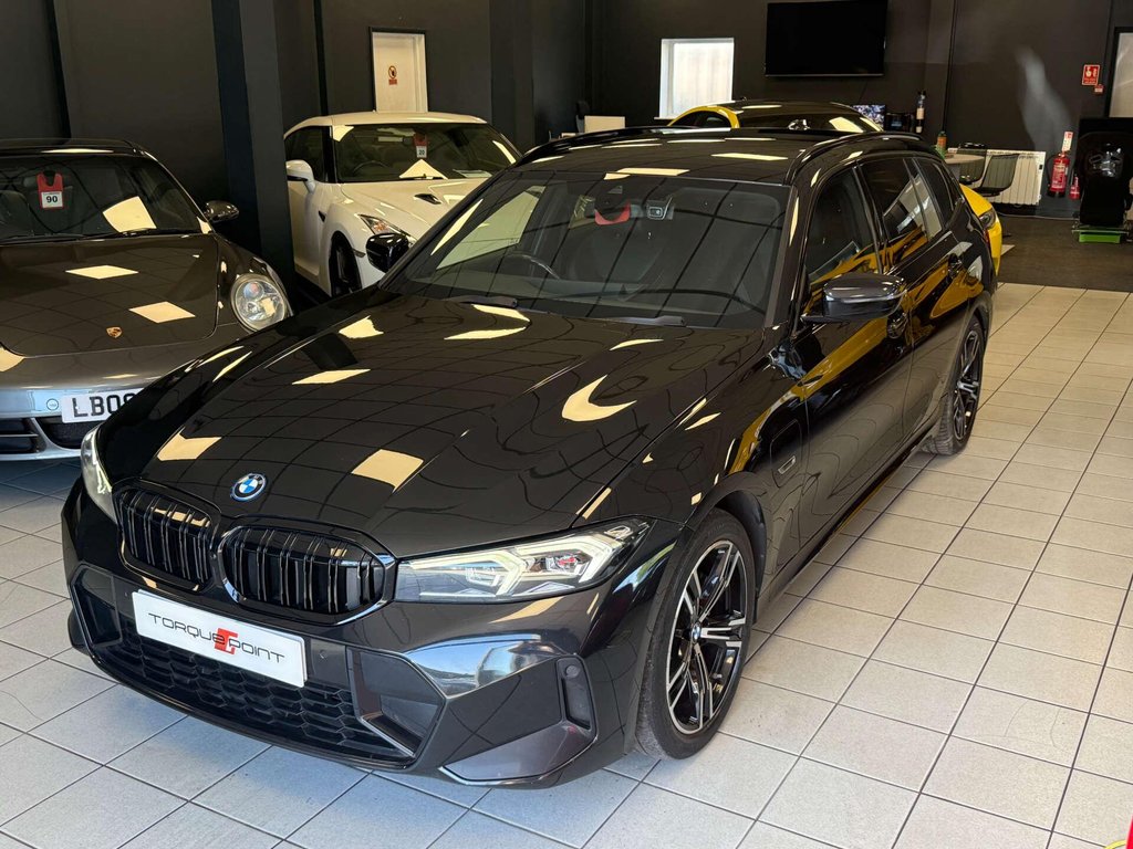 USED 2022 72 BMW 3 SERIES 2.0 330e M Sport Auto 5dr FDSH + M SPORT + 2 KEYS
