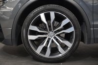 USED 2019 68 VOLKSWAGEN TIGUAN 2.0 TDI R-Line SUV 5dr Diesel DSG 4Motion Euro 6 (s/s) (190 ps) +PAN ROOF+R/CAM+LEATHER+
