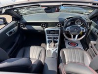USED 2014 14 MERCEDES-BENZ SLK 2.1 SLK250 CDI AMG Sport Convertible 2dr Diesel G-Tronic+ Euro 5 (s/s) (204 ps) 12 SERVICES-LEATHER-SAT NAV-AUTOMATIC-1 FORMER KEEPER-B/TOOTH