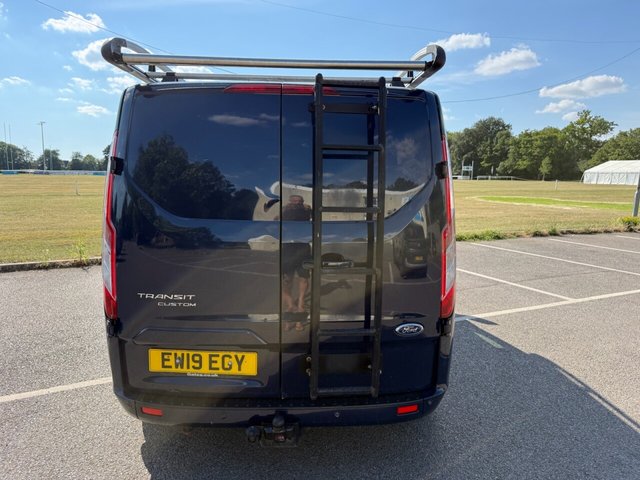 View our FORD TRANSIT CUSTOM