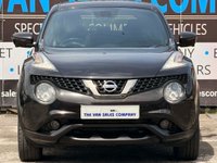 USED 2018 68 NISSAN JUKE 1.6 TEKNA (BOSE EDITION) SUV 5DR PETROL MANUAL EURO 6 (112 PS) NAV LOW RATE FINANCE AVAILABLE - LOW MILEAGE - 1 PREVIOUS OWNER - FULL FRANCHISED DEALER SERVICE HISTORY - 2 KEYS - HPI CHECK ALL CLEAR - ULEZ / LEZ / CAZ COMPLIANT - EURO 6 - STUNNING METTALIC BLACK PAINTWORK - TEKNA MODEL  - BOSE EDITION - SAT NAV - 360 VIEW REVERSE CAMERA -  DRIVE MODES - FULL LEATHER INTERIOR - HEATED SEATS - CRUISE CONTROL - AIR CONDITIONING - FOLDING MIRRORS - FINANCE AVAILABLE - ZERO DEPOSIT OFFERS - ALL VANS/CARS WELCOME IN PART-EXCHANGE, ANY AGE, ANY MILEAGE, ANY CONDITION